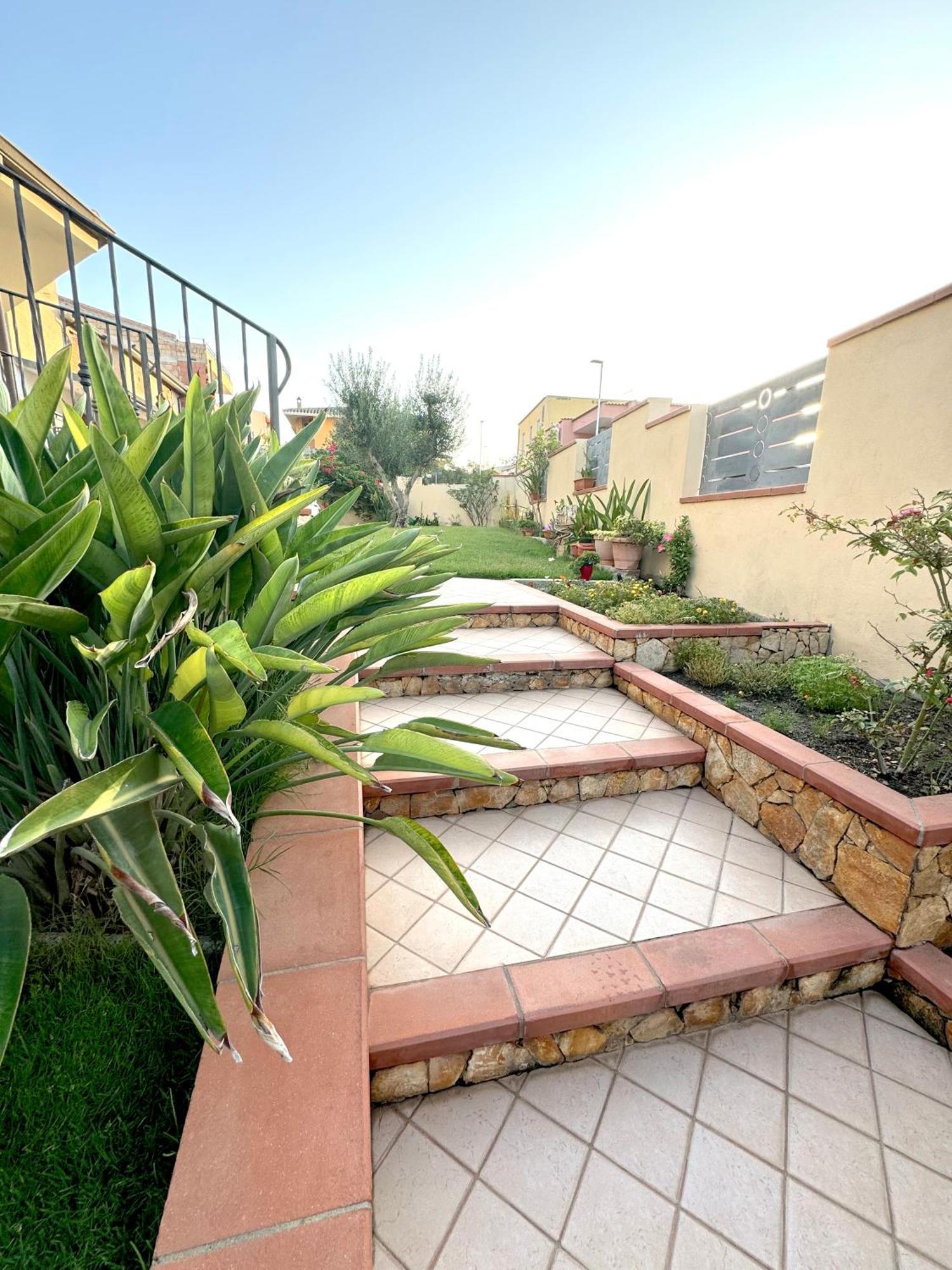 Ferienwohnung Rosa'S House - Zona Ospedaliera Cagliari Exterior foto